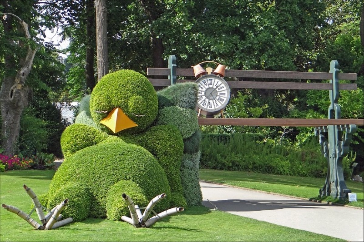 Une sculpture végétale au jardin des plantes de Nantes