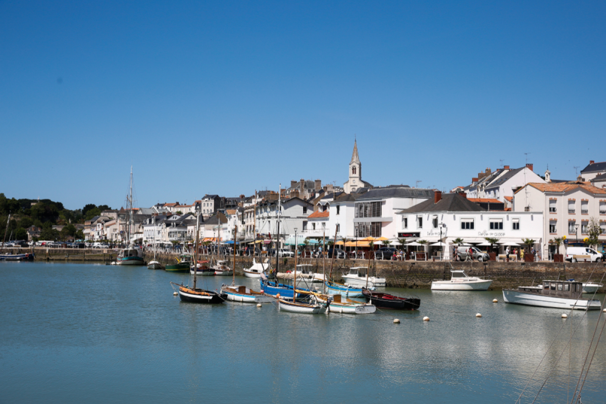 Côte de Jade-vue sur le port de Pornic 