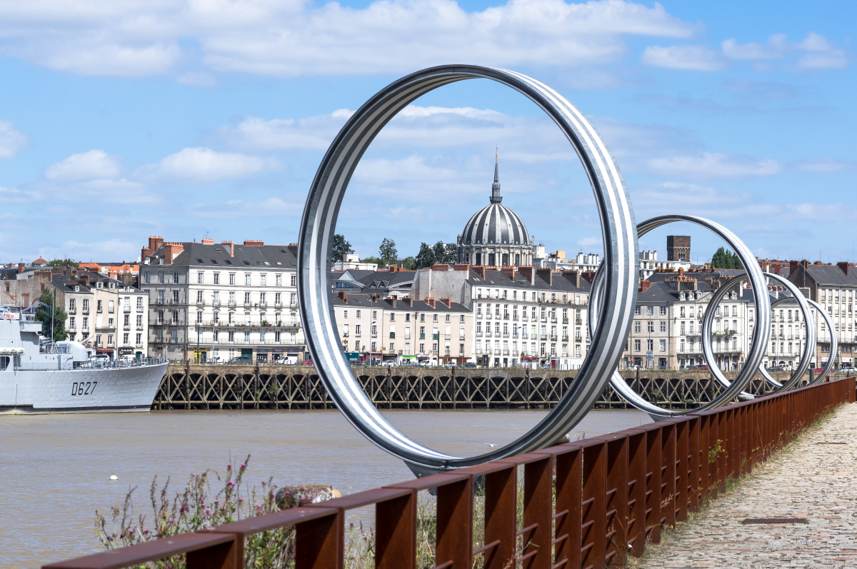 5 ponts à nantes - la ville nantaise vue depuis un pont