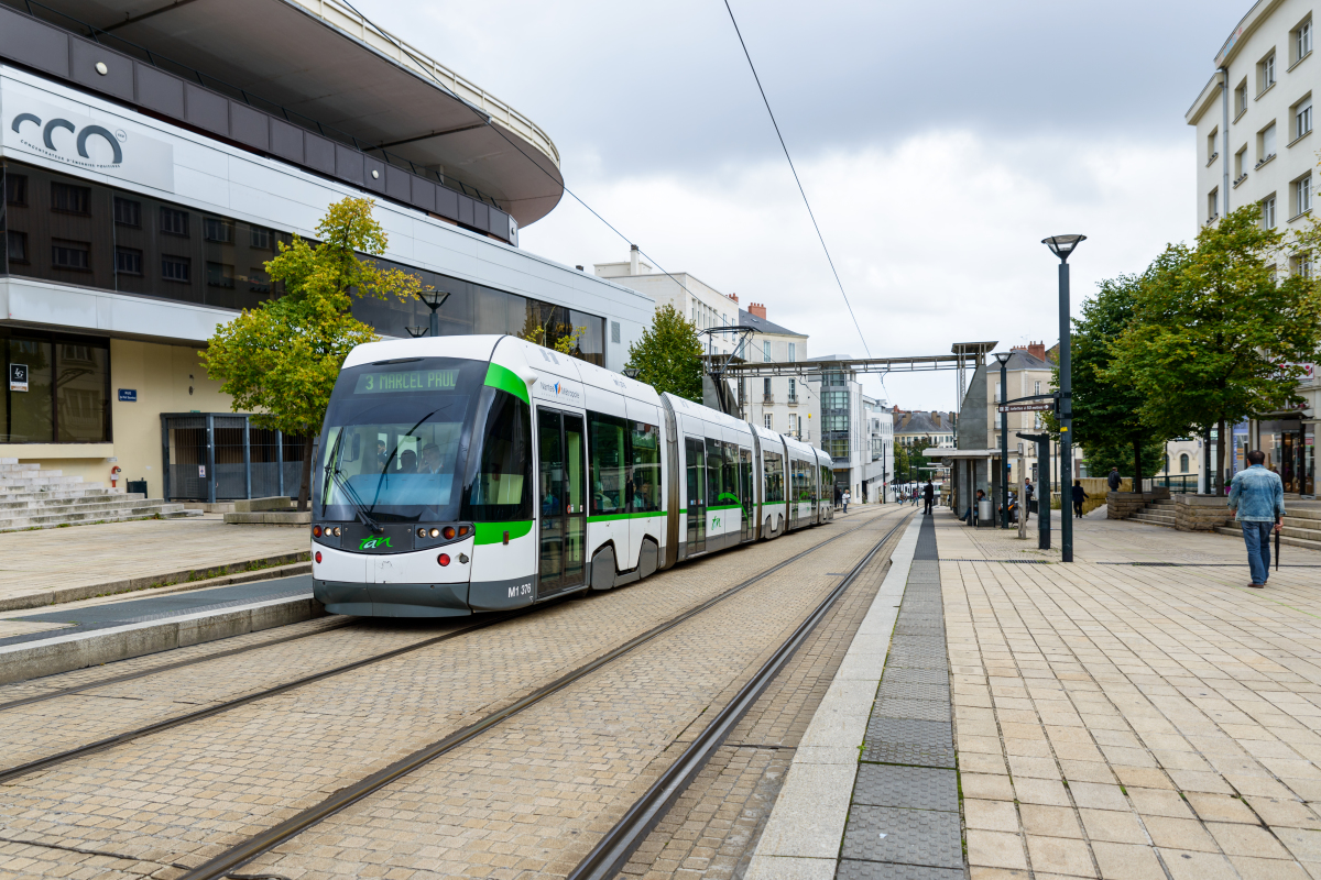 Tramway Nantes – vue sur le tramway à Nantes