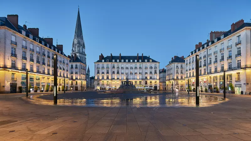 Plusieurs dispositifs de défiscalisation sont possibles pour investir à Nantes Investir à Nantes – La place Royale à Nantes