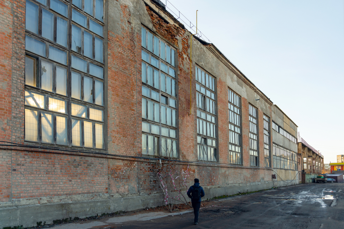 Loi Pinel ancien à Nantes – usine délabrée