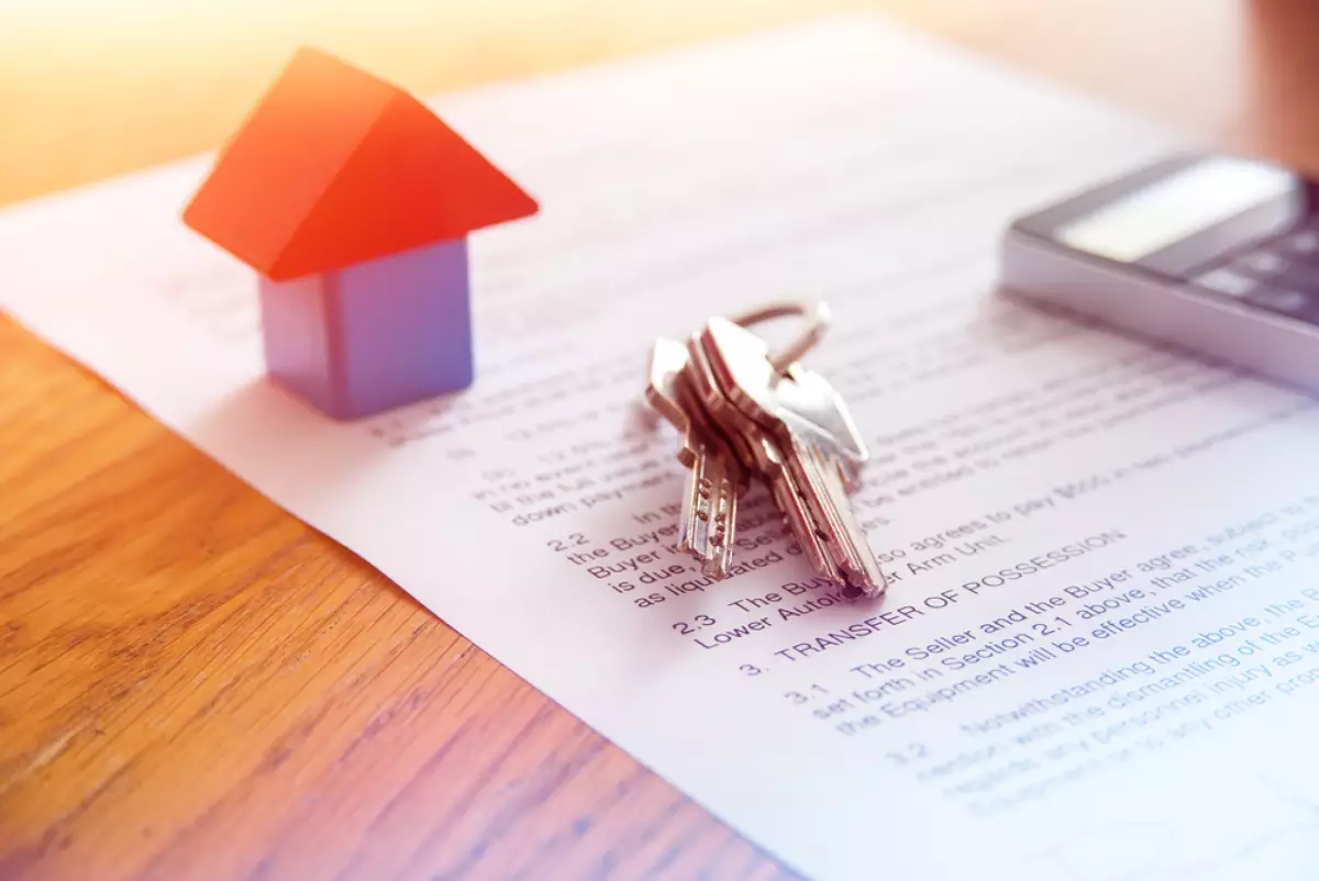 Loi 4D – Petite maison et clé sur un bail de location