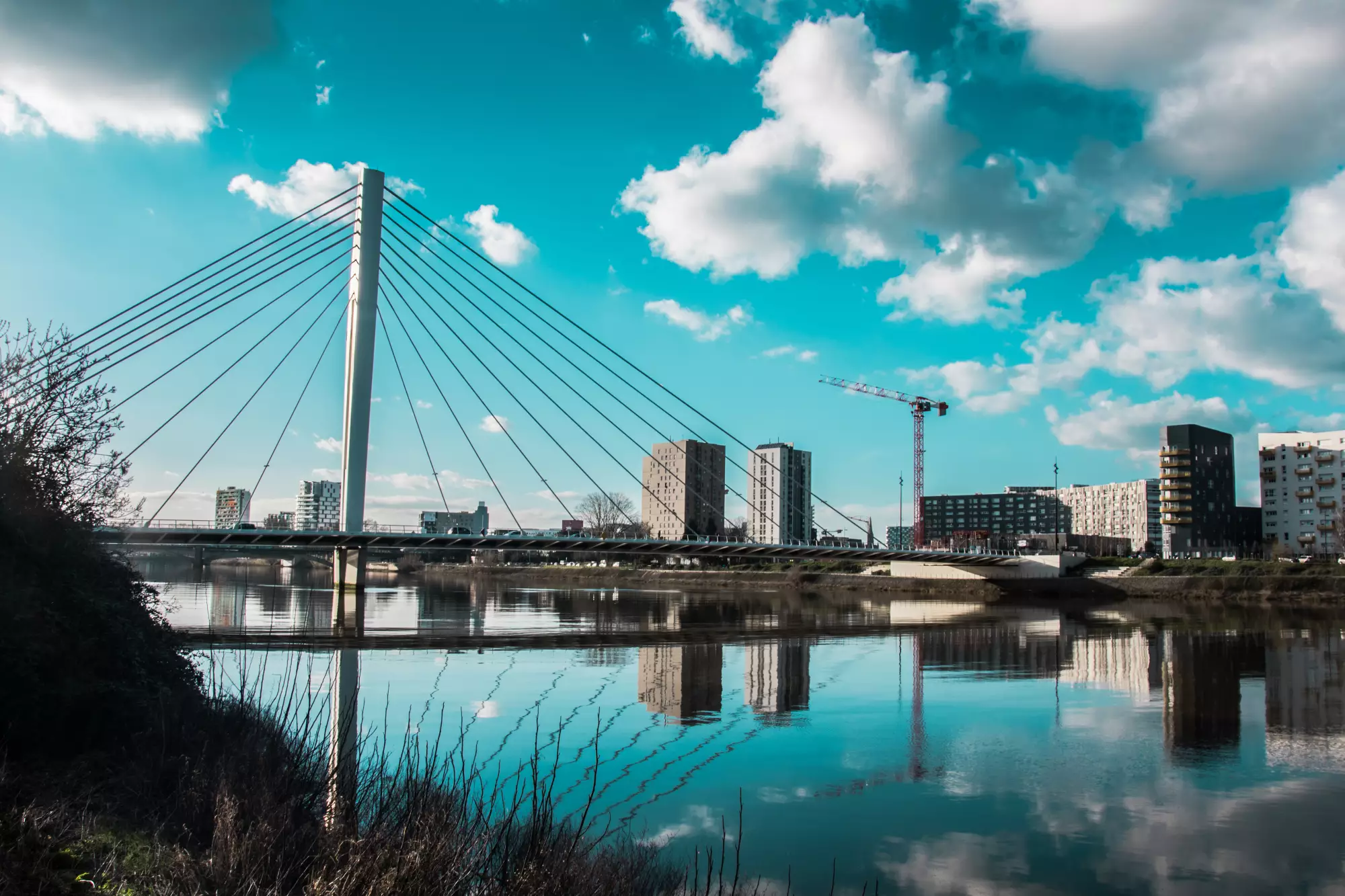 Le pont Éric Tabarly menant à l'Île de Nantes
