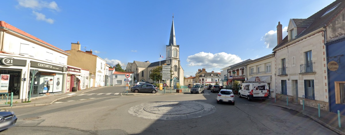 Pinel Pont-Saint-Martin – Vue de la Place de Bretagne à Pont-Saint-Martin