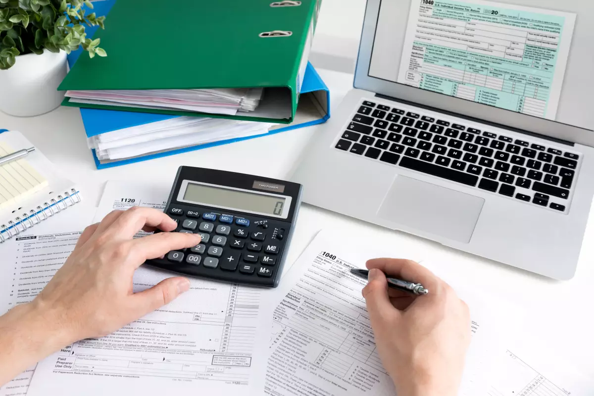 Calcul des finances après impôts