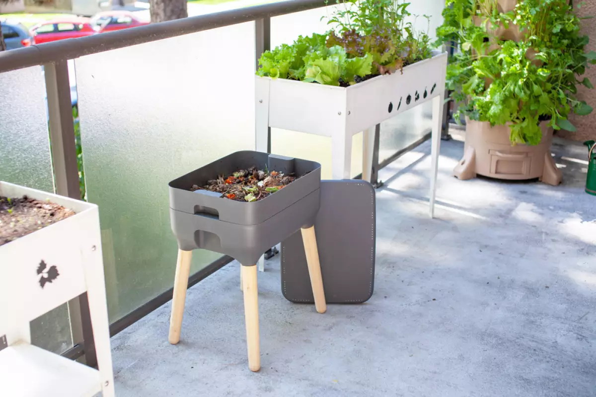 compost obligatoire appartement – Un dispositif de vermicompostage sur un balcon