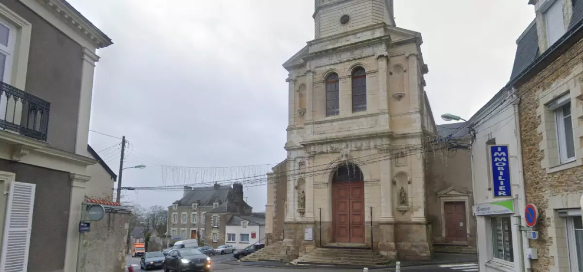 Acheter dans l'immobilier neuf à Savenay Vue sur l'église de la ville de Savenay