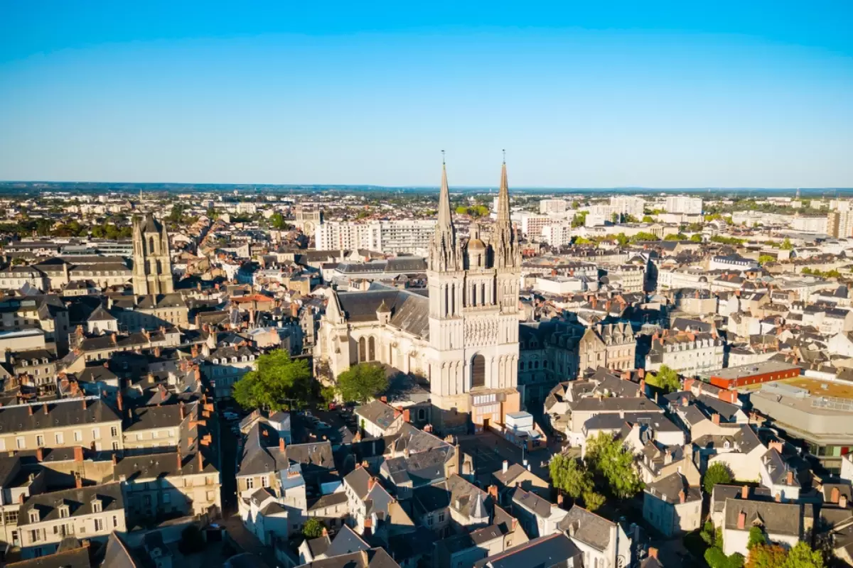 Vue aérienne sur Angers